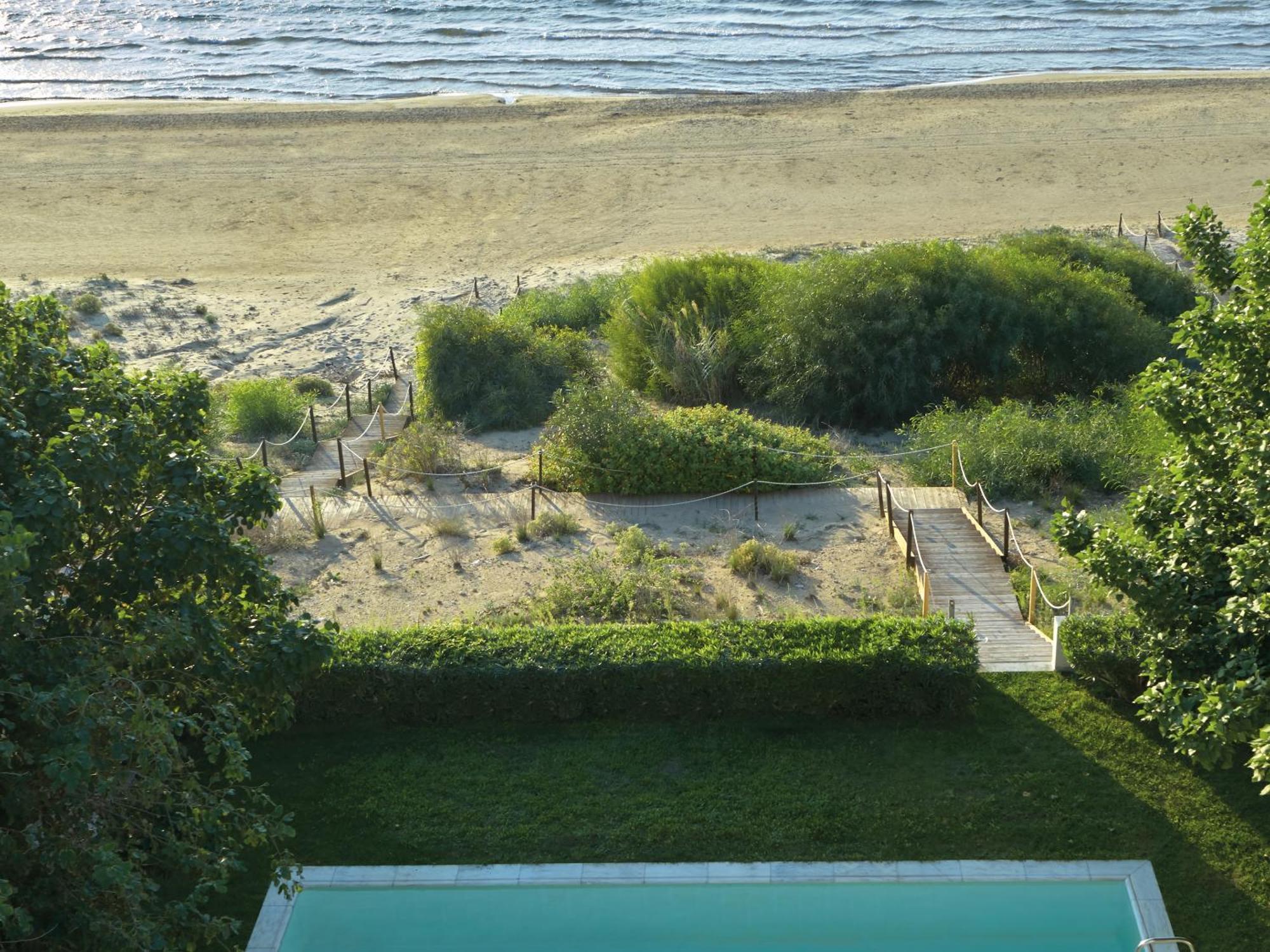 Mandola Rosa At Riviera Olympia, A Grecotel Resort To Live ロウトラ・キリニ エクステリア 写真